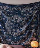 Wandtapijt met Blauwe Maan en Bloemen Mandala