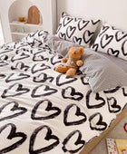 Brush Painted Hartjes Beddengoedset