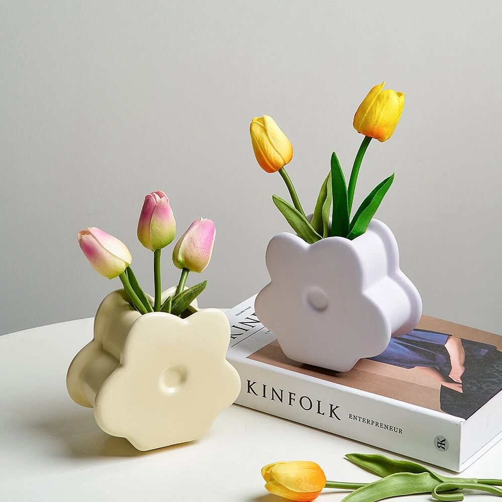 Pastel Bloemvormige Keramische Vaas