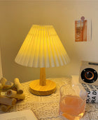 Geplooide Tafel Lamp