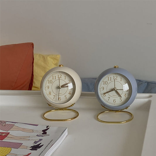 Vintage Ronde Klok (Met Alarm)