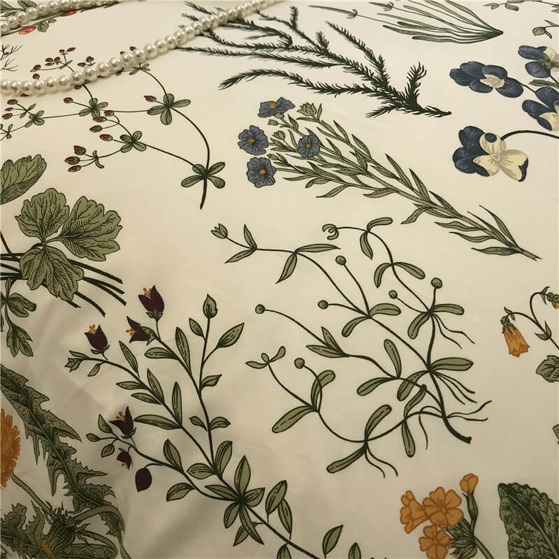 Beddengoedset met Rode Bessen en Wilde Bloemen